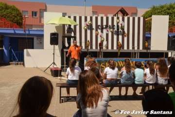 Espectáculo de aves exóticas de Paco Pluma en El Caracol (Foto Francisco Javier Santana)
